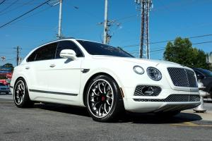2017 Bentley Bentayga on Forgiato Wheels (DREA)